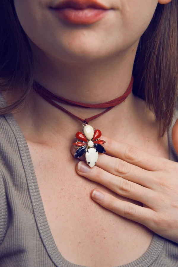 Collar Lazo Kiss