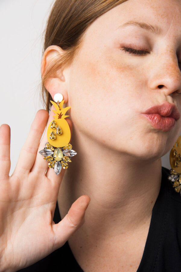 Aros Pineapple by Debora - Image 3